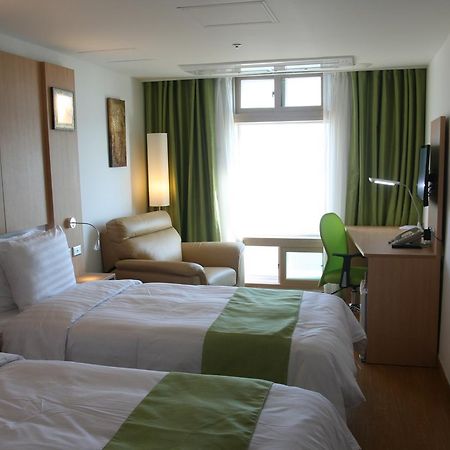 Gunsan Apple Tree Hotel מראה חיצוני תמונה