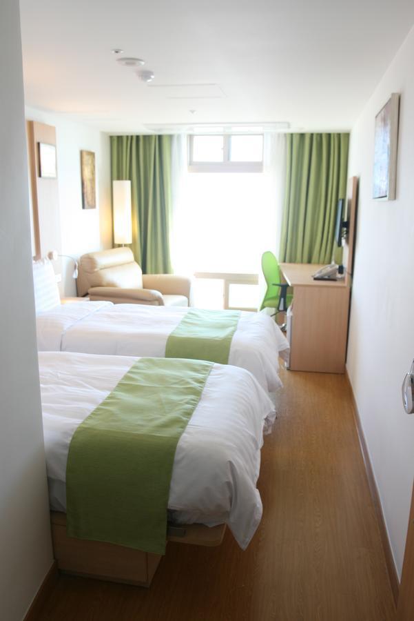 Gunsan Apple Tree Hotel מראה חיצוני תמונה