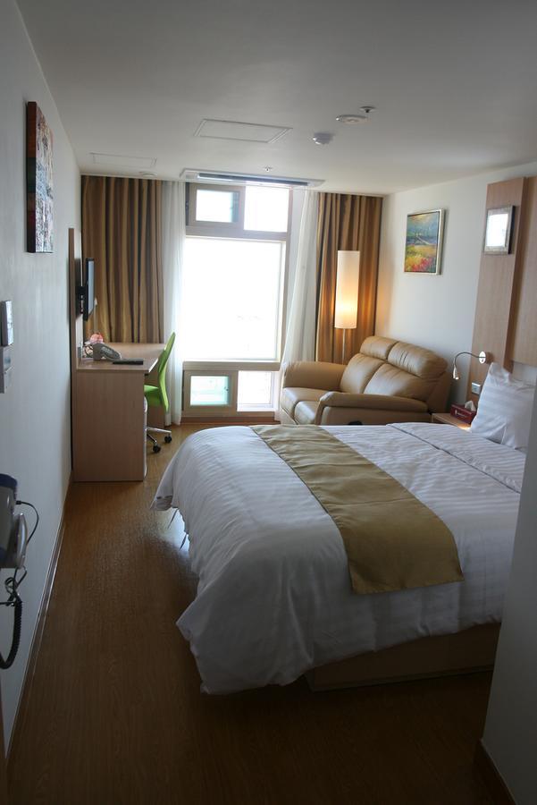 Gunsan Apple Tree Hotel מראה חיצוני תמונה