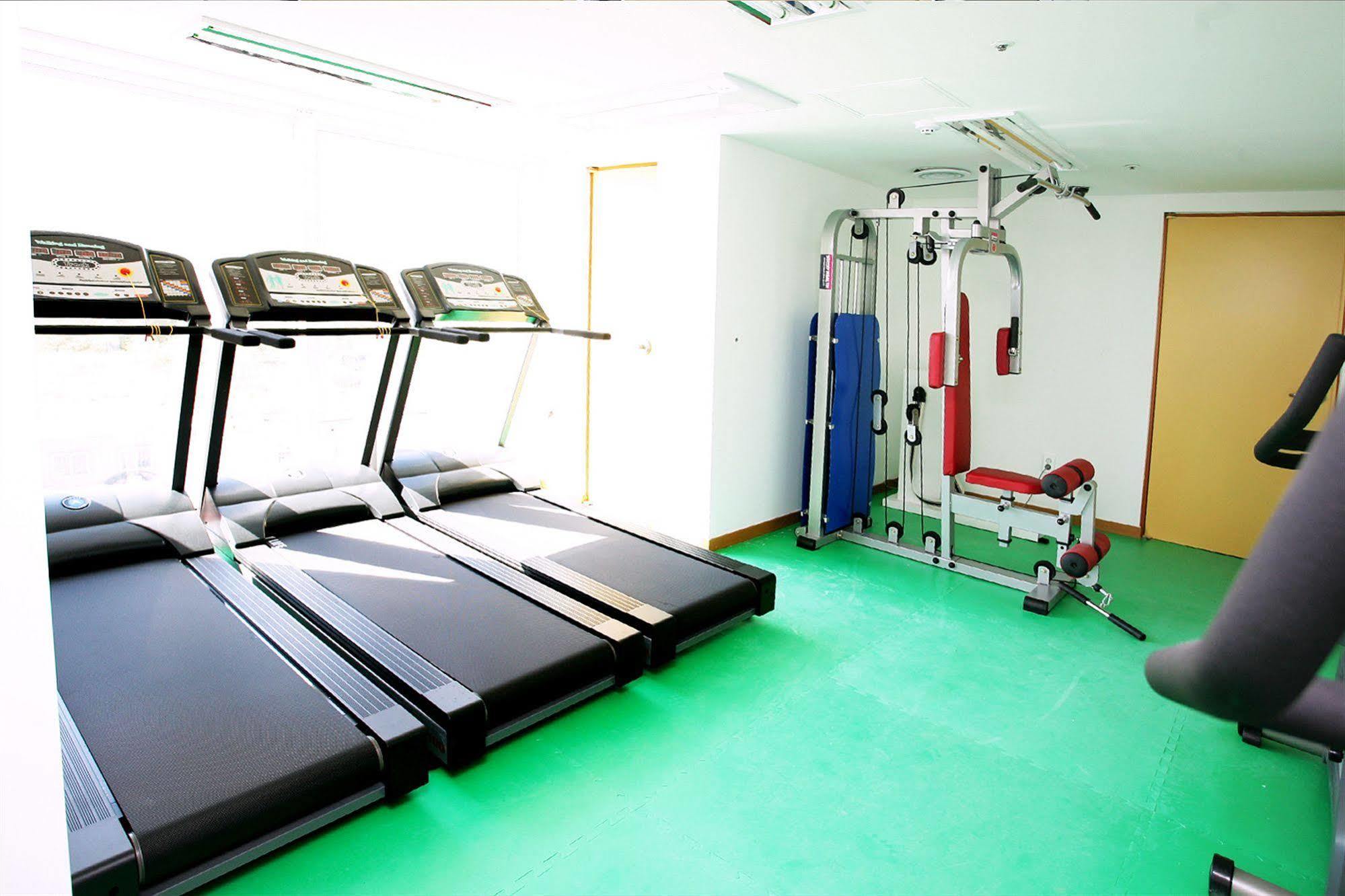 Gunsan Apple Tree Hotel מראה חיצוני תמונה