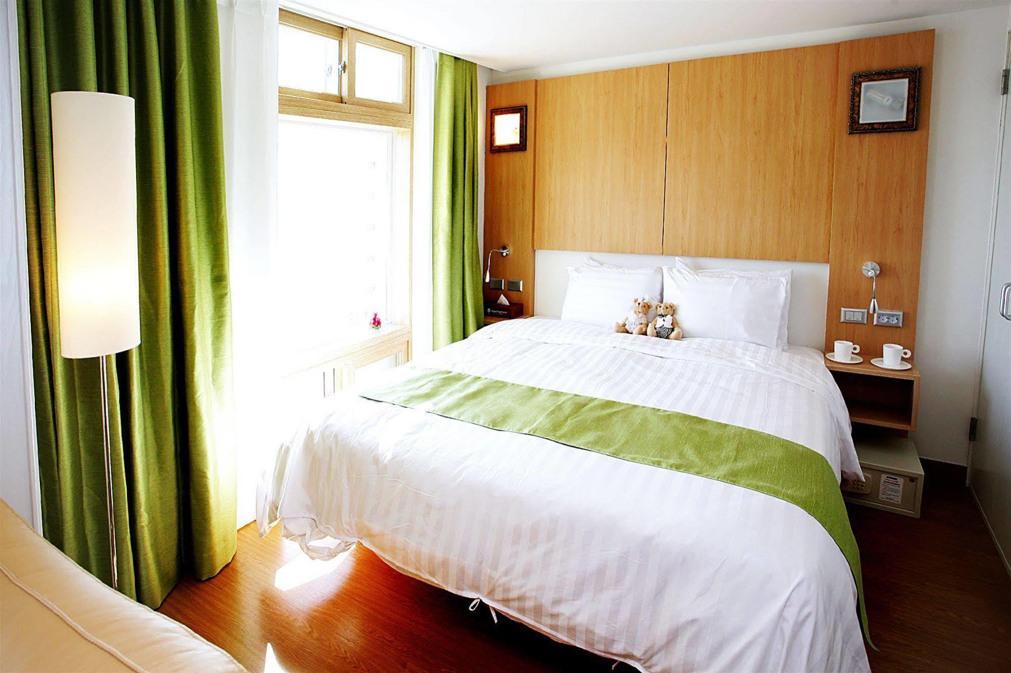 Gunsan Apple Tree Hotel מראה חיצוני תמונה