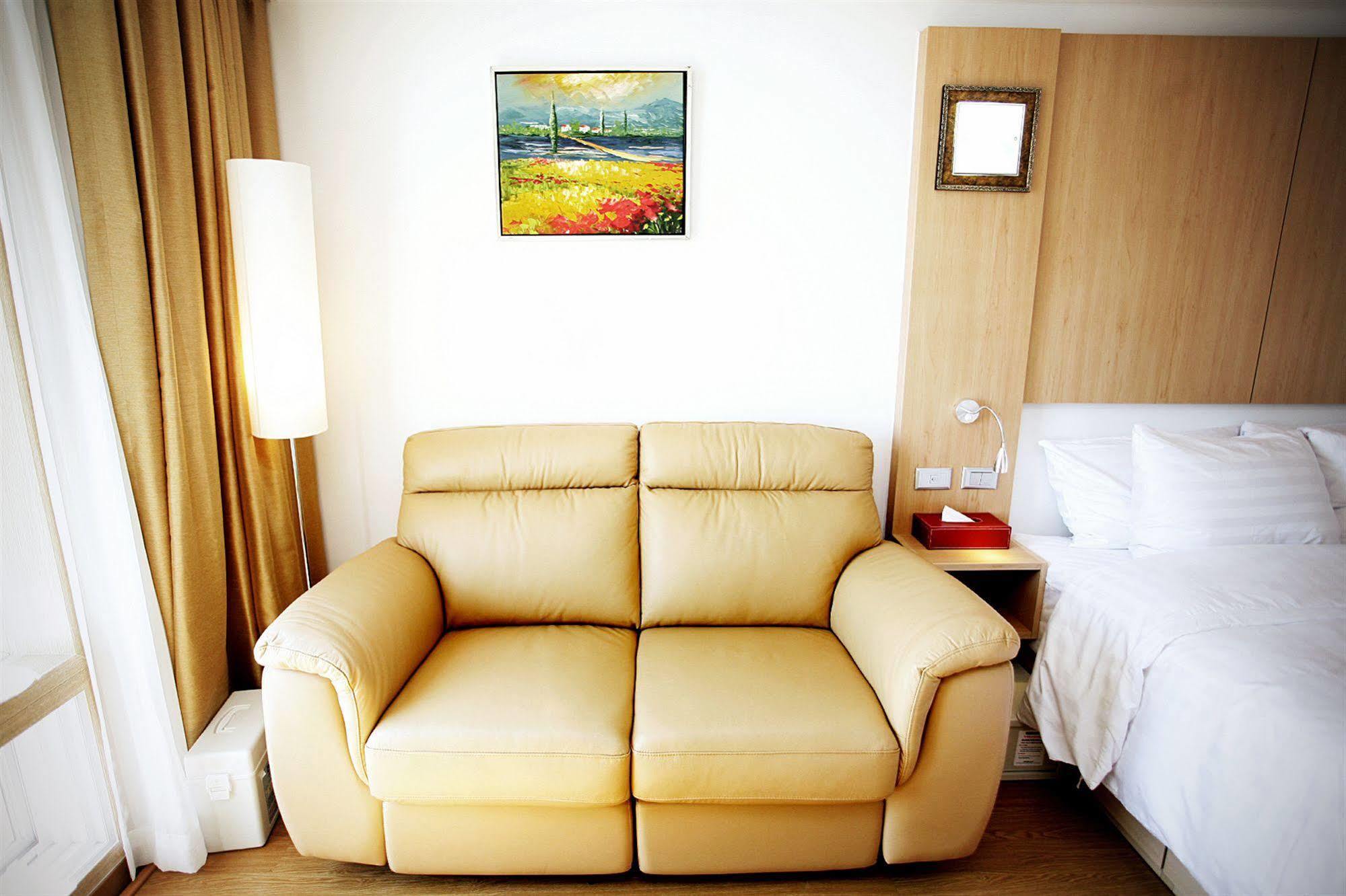 Gunsan Apple Tree Hotel מראה חיצוני תמונה